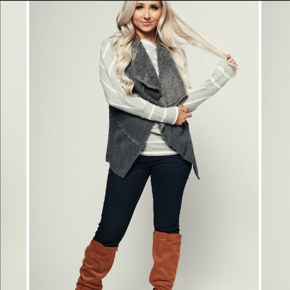 Know My Worth Faux Fur Vest